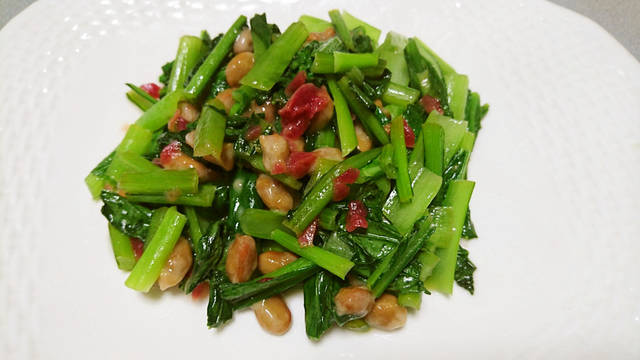 小松菜の梅納豆炒め